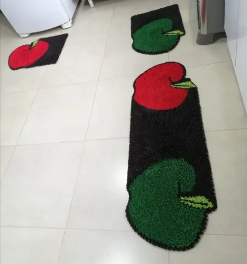 Jogo de Cozinha Maçãs em Frufru Antiderrapante