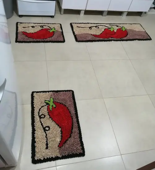 Jogo Tapetes de Pimenta Preta Frufru Antiderrapante