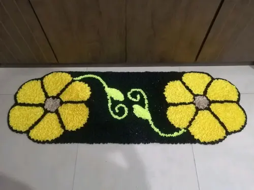 Passadeira Frufru Flor Amarela 1m20cm Antiderrapante