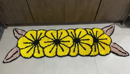 Passadeira Frufru Flor Amarela 1m40cm Antiderrapante