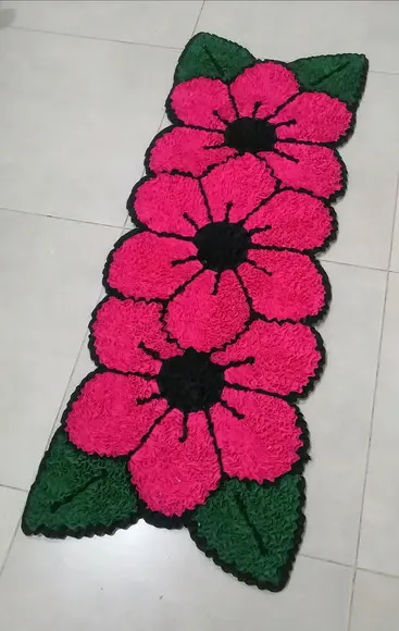 Passadeira Frufru Flor Rosa Antiderrapante