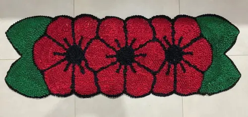 Passadeira Frufru Flor Vermelha 1m20cm Antiderrapante