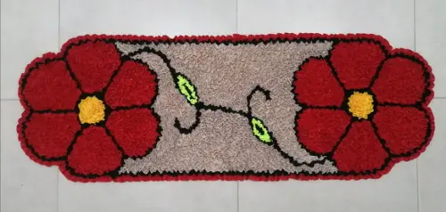Passadeira Frufru Flor Vermelha Antiderrapante
