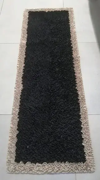 Passadeira Frufru Marrom e Bege 1m20cm Antiderrapante