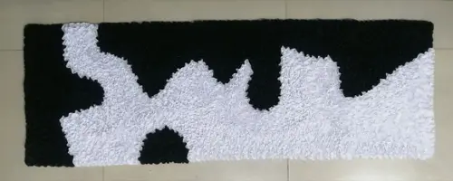 Passadeira Frufru Vaquinha 1m20cm x 40cm Antiderrapante