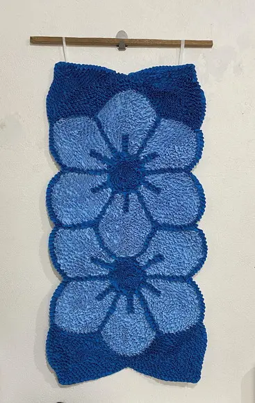 Tapeçaria de Parede Frufru Flor Azul
