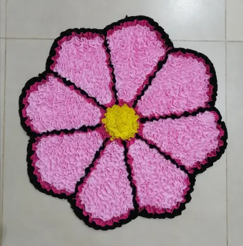 Tapete Frufru de Flor Rosa Antiderrapante