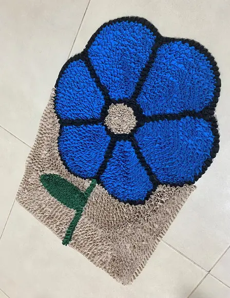 Tapete Frufru Flor Azul Antiderrapante