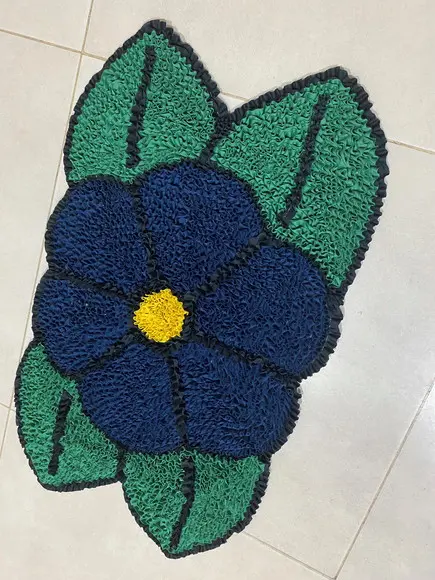 Tapete Frufru Flor Azul Antiderrapante