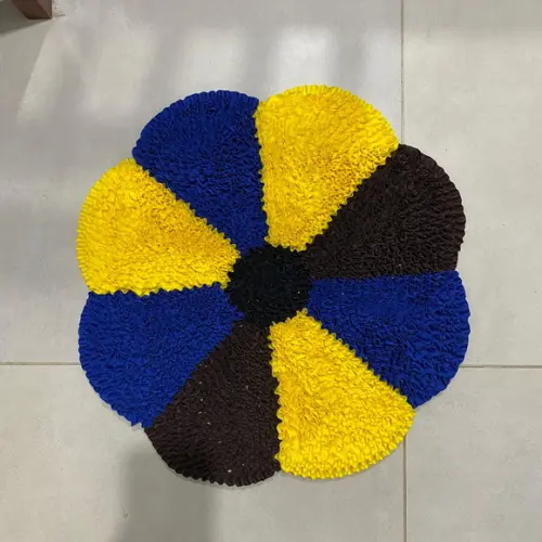 Tapete Frufru Flor Colorida 80cm x 80cm Antiderrapante