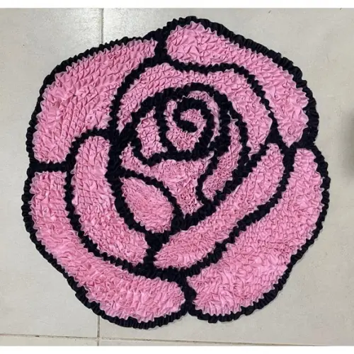 Tapete Frufru Flor Rosa Antiderrapante