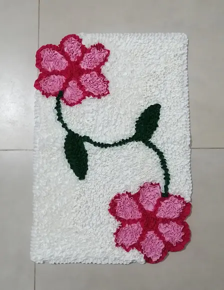Tapete Frufru Flor Rosa Claro Antiderrapante