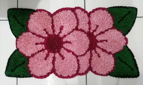 Tapete Frufru Flor Rosa Claro Antiderrapante
