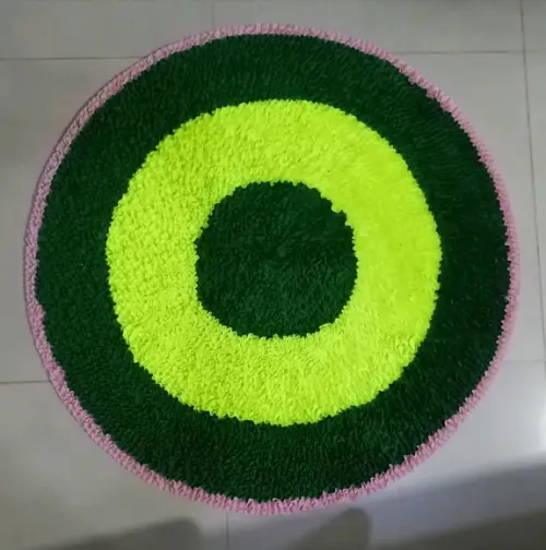 Tapete Frufru Redondo Verde Escuro e Verde Claro 80cm x 80cm