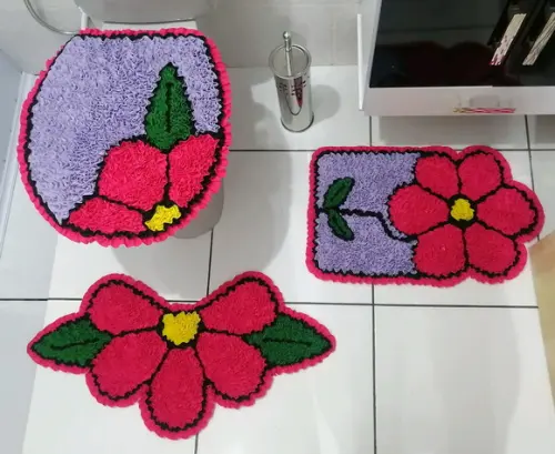 Tapetes Frufru Banheiro Flor Rosa Fundo Lilas Antiderrapante