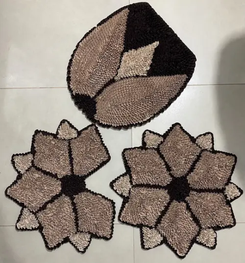 Tapetes Frufru Banheiro Flor Tons de Bege Antiderrapante