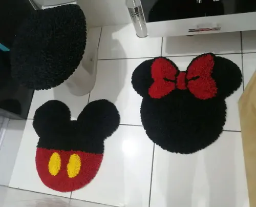 Tapetes Frufru Banheiro Mickey e Minnie Antiderrapante