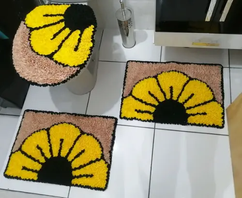 Tapetes Frufru de Banheiro Flor Amarela Antiderrapante