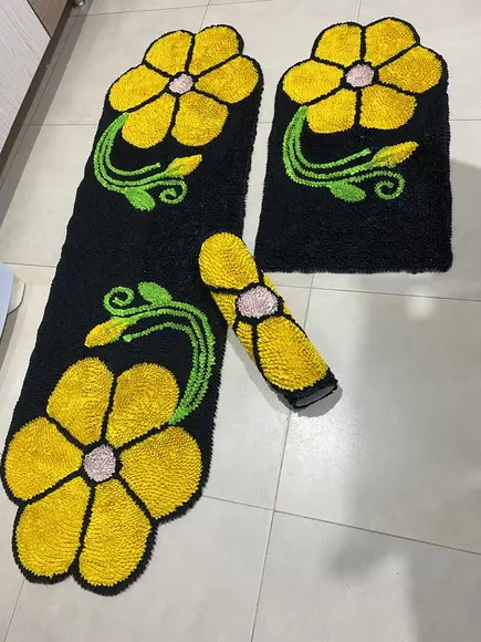Tapetes Frufru Flor Amarela Antiderrapante