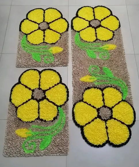 Tapetes Frufru Flor Amarela Antiderrapante