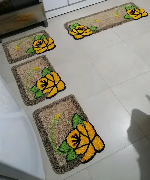 Tapetes Frufru Flor Amarela Antiderrapante