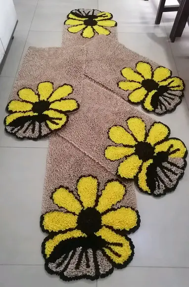 Tapetes Frufru Flor Amarela Pass. 2m e Peq 80cm