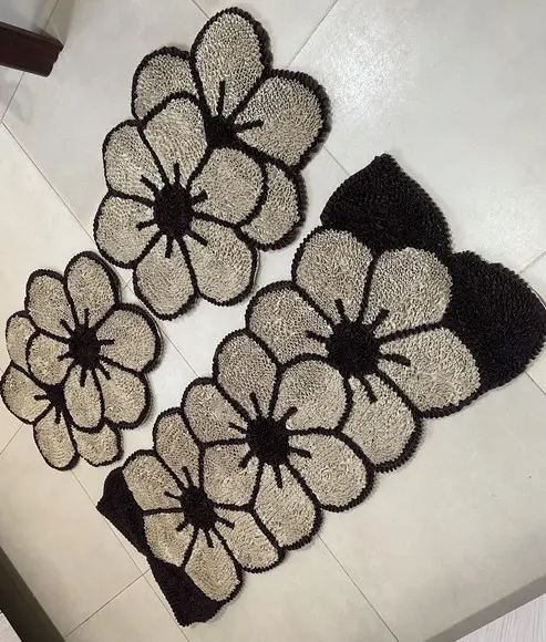 Tapetes Frufru Flor Bege Antiderrapante