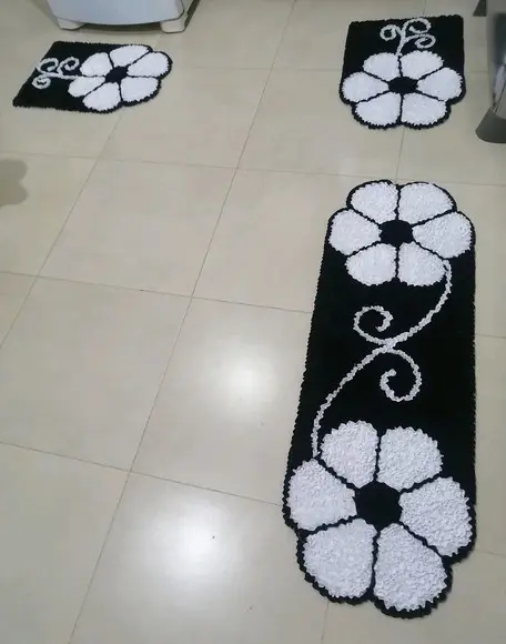 Tapetes Frufru Flor Branca Antiderrapante