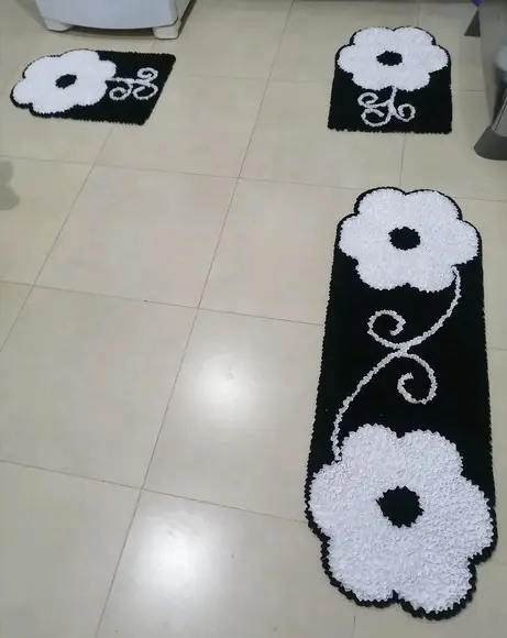 Tapetes Frufru Flor Branca Antiderrapante