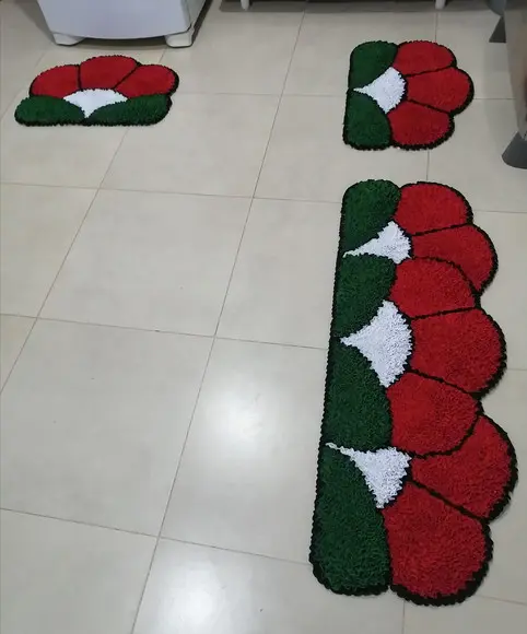 Tapetes Frufru Flor Vermelha Antiderrapante