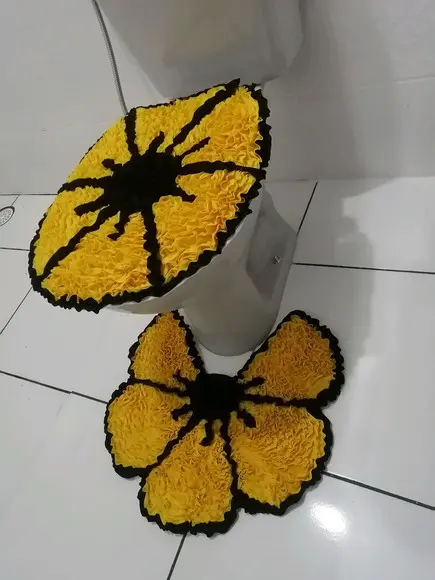 Tapetes Frufru Lavabo Flor Amarela Antiderrapante