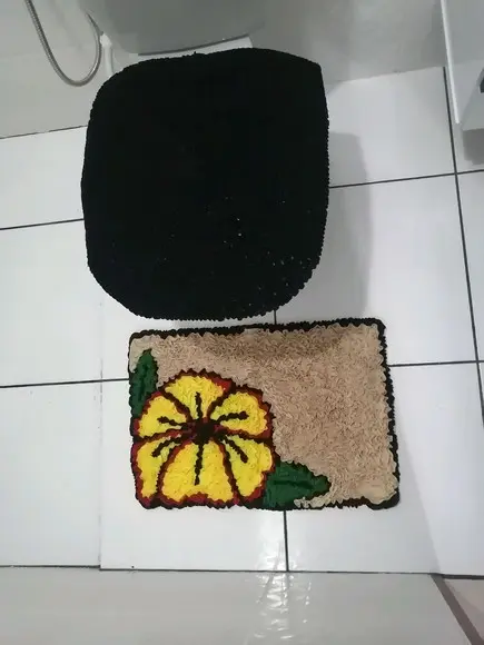 Tapetes Frufru Lavabo Flor Amarela Antiderrapante