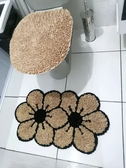 Tapetes Frufru Lavabo Flor Bege Antiderrapante