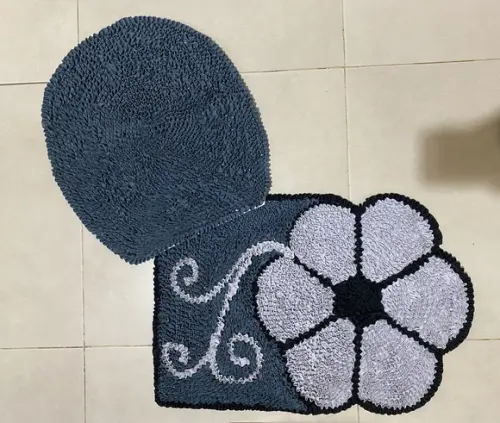Tapetes Frufru Lavabo Flor Cinza e Grafite Antiderrapante