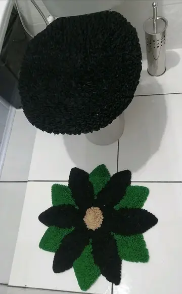 Tapetes Frufru Lavabo Flor Preta e Verde Antiderrapante