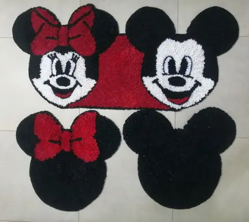Tapetes Frufru Mickey e Minnie 1m20cmantiderrapante
