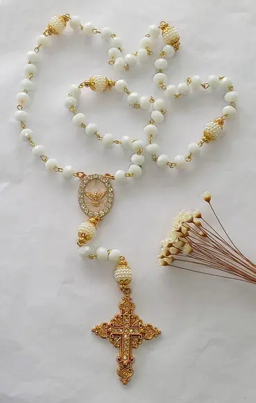 Terço Divino Espírito Santo em Cristal