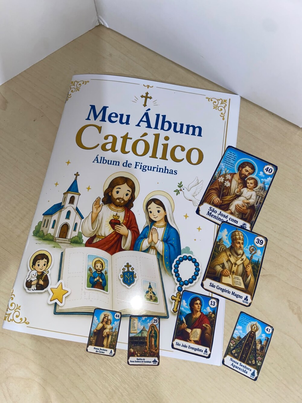 Albúm de figurinhas Catolico-65 figurinhas inclusas