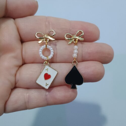 Brincos Temáticos Alice no País das Maravilhas - Modelo 09