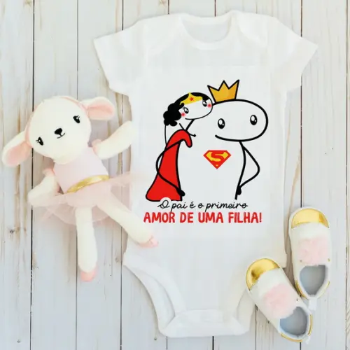 Body Infantil o Pai É o Primeiro Amor de Uma Filha