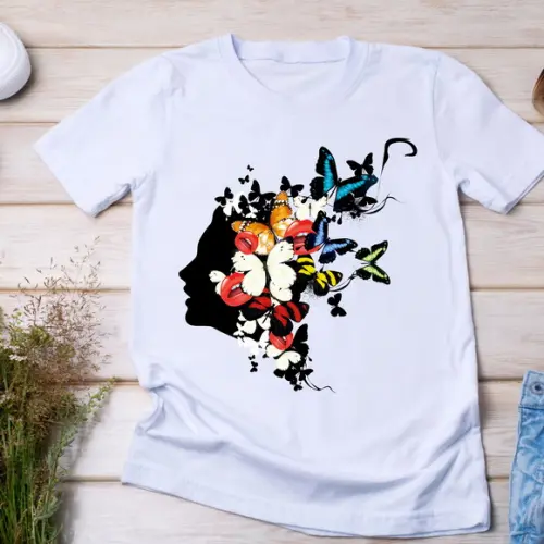 Camiseta Borboletas - Silhueta Feminina e Transformação