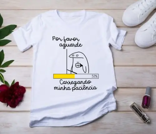 Camiseta Carregando Minha Paciência ? Estilo e Humor