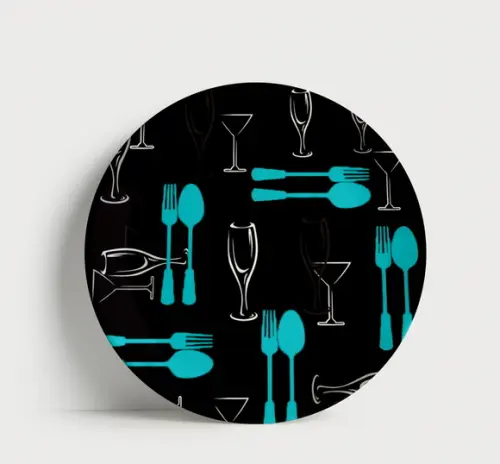 Prato Decorativo: Cozinha Moderna Talheres e Copos