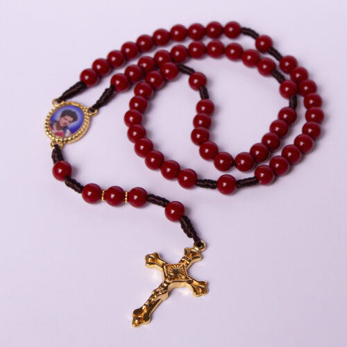Terço São Carlo Acutis Vermelho | Presente Católico