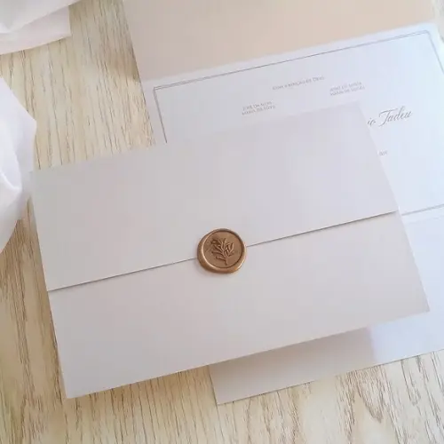 Convite de Casamento Clássico Tradicional Perolado
