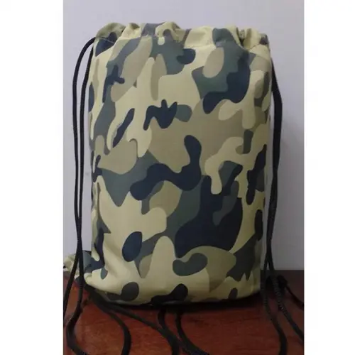 Mochila mochilinha sacochila sacolinha Camuflada (tecido Tactel) 18x27cm