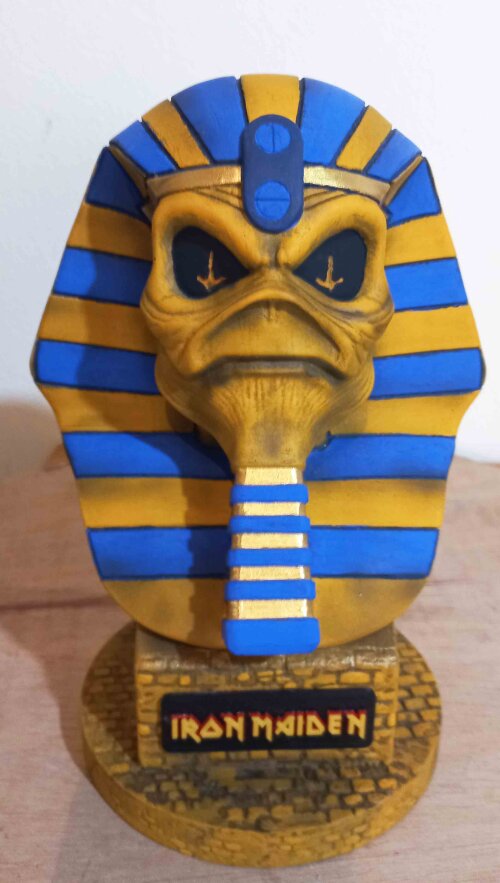 Busto do Eddie, mascote da Banda Iron Maiden, do álbum Powerslave