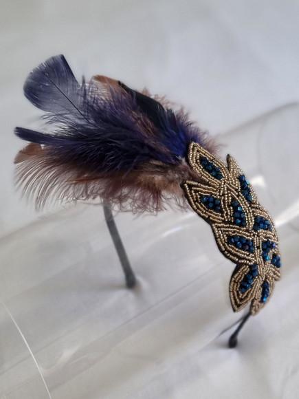 Adereço - Tiara - Penas de Pavão e Pedras - Carnaval