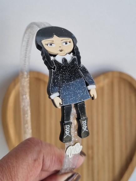 Wandinha - Tiara com Glitter
