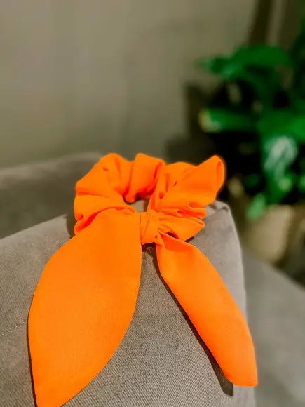 3 Scrunchie com Laço - Seda Neon